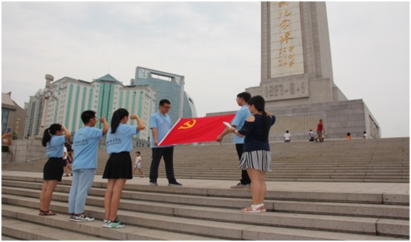 英国上市公司365