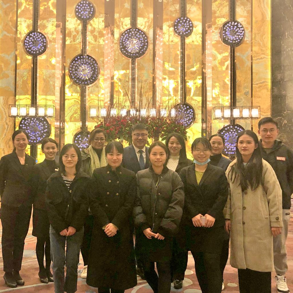 英国上市公司365