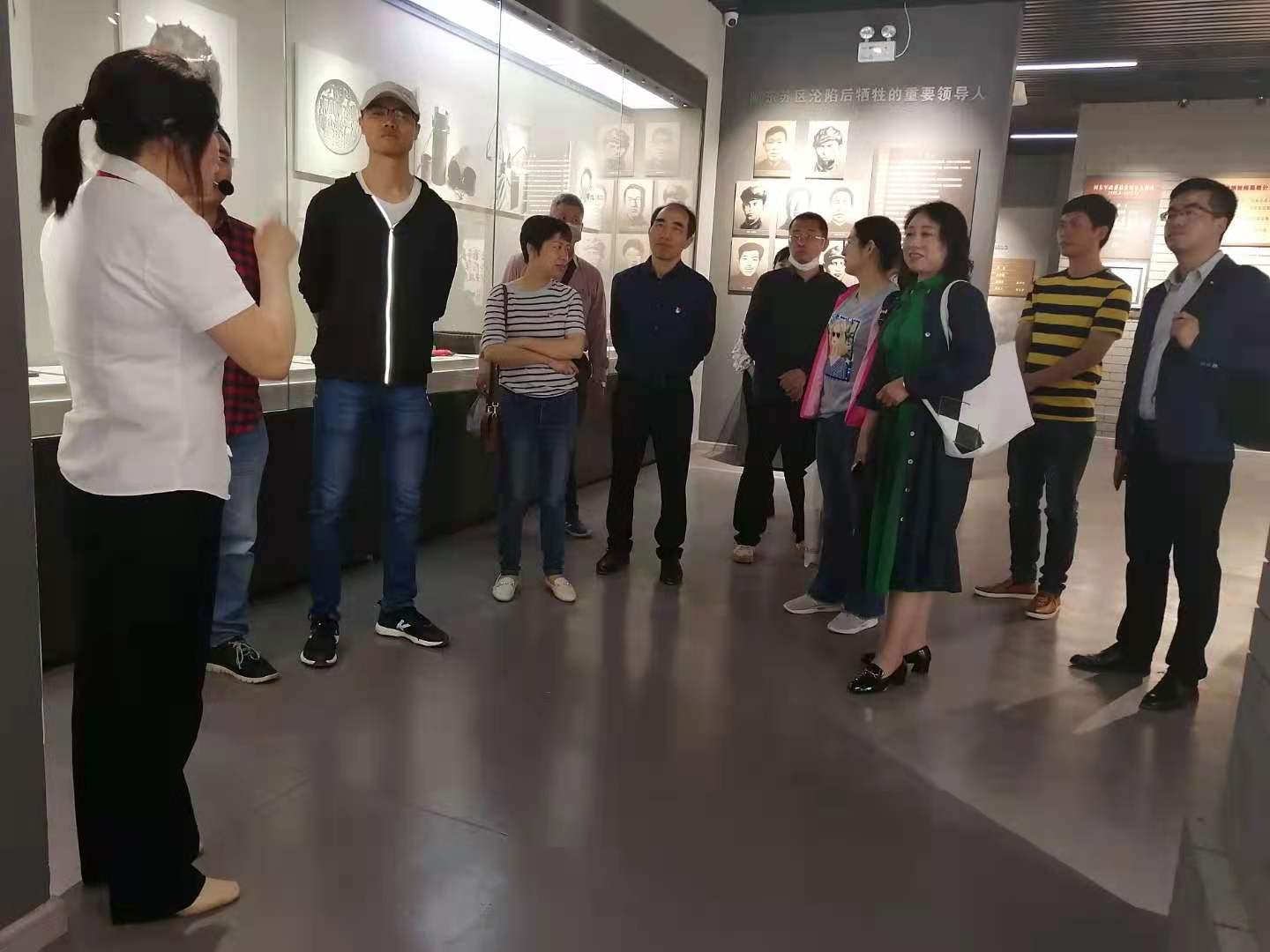 英国上市公司365