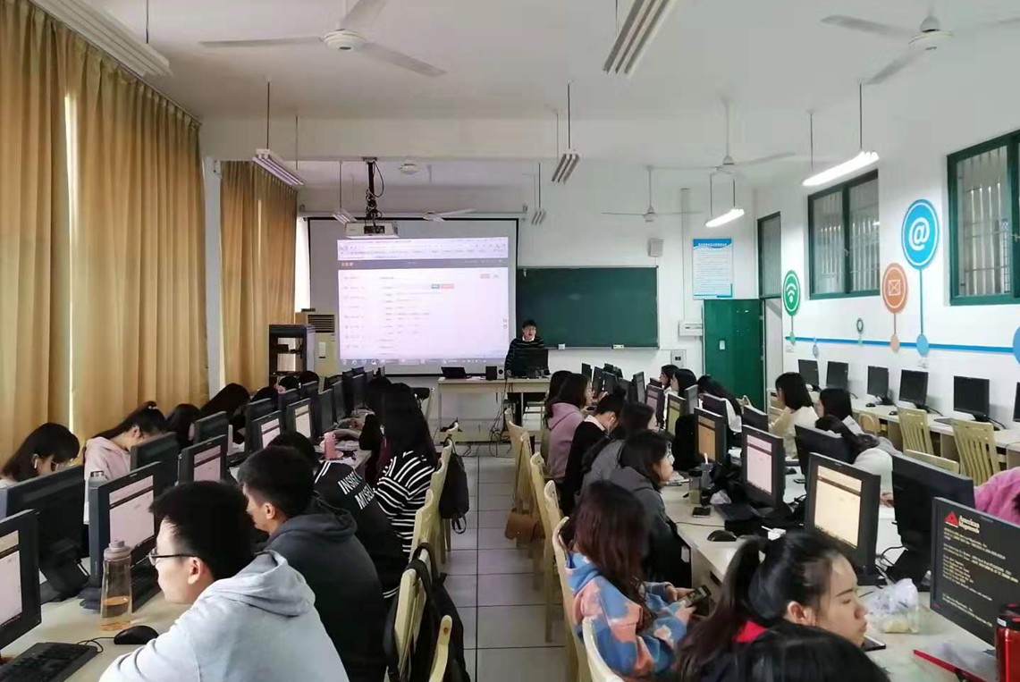 英国上市公司365