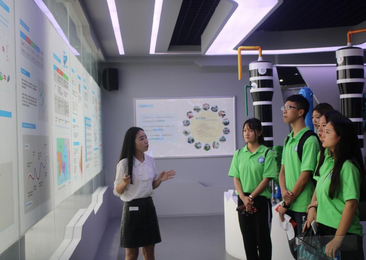 英国上市公司365