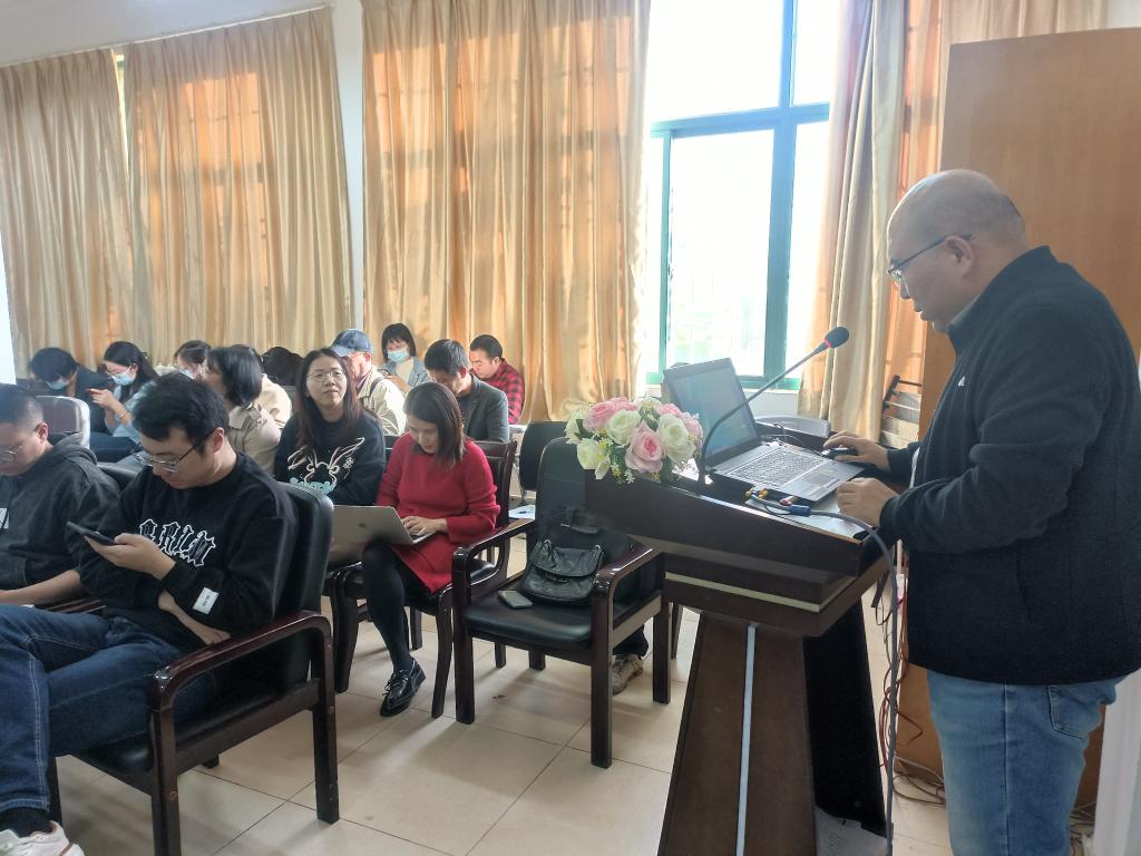 英国上市公司365