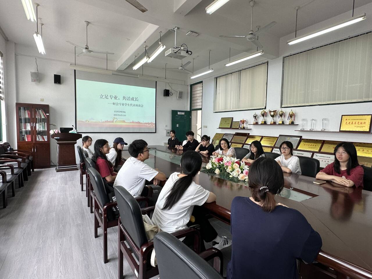 英国上市公司365