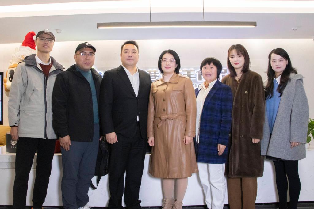 英国上市公司365