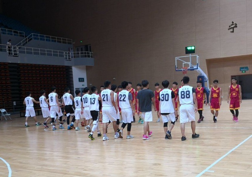 英国上市公司365