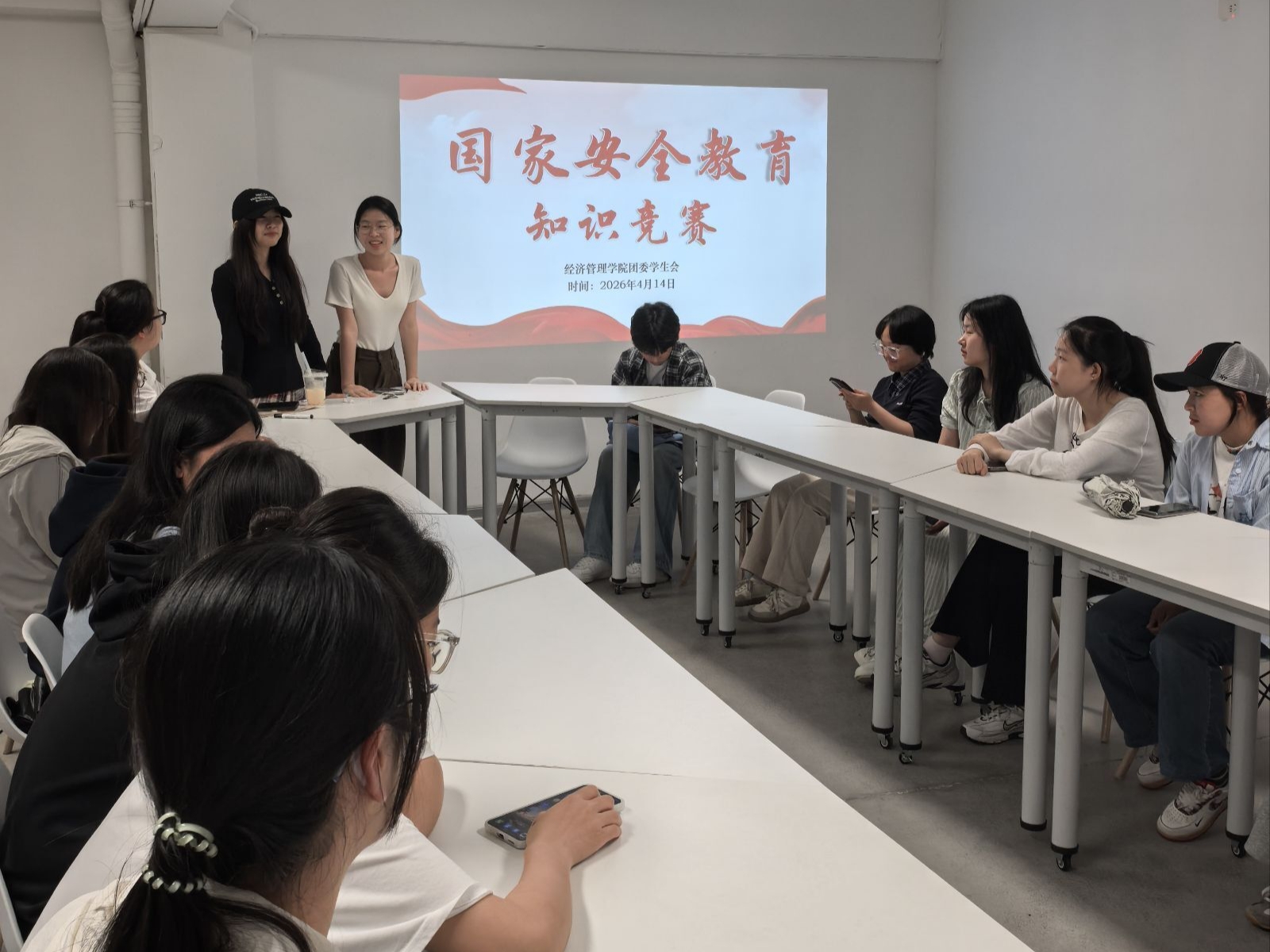 英国上市公司365