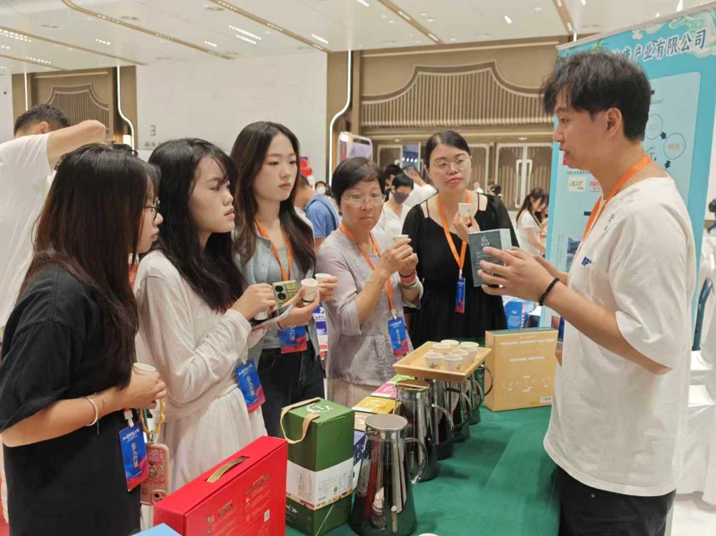 英国上市公司365