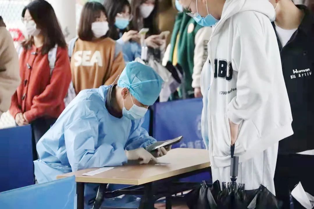 英国上市公司365