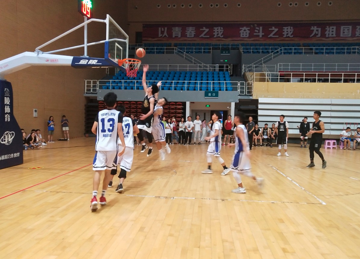 英国上市公司365